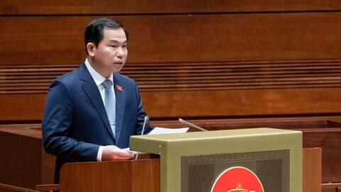 Đề nghị đánh giá kỹ tác động việc hoãn xuất cảnh vì nợ thuế