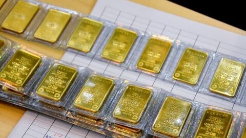 Vàng thế giới giảm trước thềm nghỉ lễ Giáng sinh