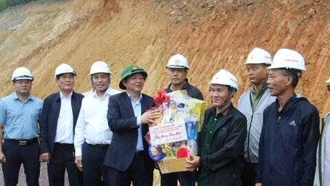 Khẩn trương hoàn thành dự án trọng điểm của tỉnh Bình Định trước ngày 31/3