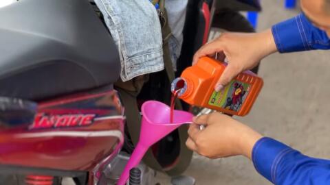 Thu hồi giấy phép cửa hàng xăng dầu vi phạm về hóa đơn