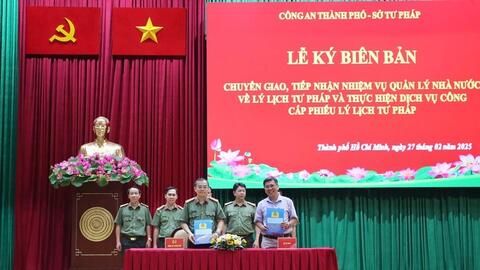 Công an TP Hồ Chí Minh chính thức tiếp nhận nhiều nhiệm vụ mới