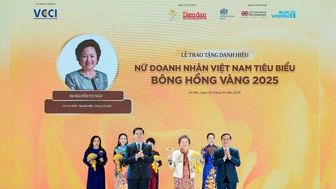 Chủ tịch Tập đoàn BRG lần thứ 6 được vinh danh top 10 “Nữ doanh nhân Việt Nam tiêu biểu - Bông hồng Vàng 2025”