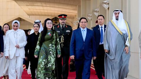 Thủ tướng Phạm Minh Chính rời Kuwait, lên đường thăm chính thức Algeria