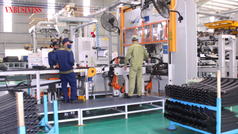 Ngành công nghiệp hỗ trợ làm gì để thoát cảnh ‘bóng mờ’ trong chuỗi cung ứng FDI?