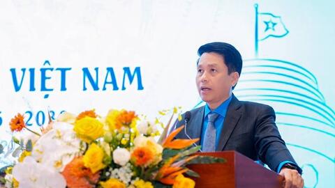 Phiên làm việc thứ Nhất Đại hội Công đoàn Ngân hàng Việt Nam Lần thứ VIII, nhiệm kỳ 2025 - 2030 diễn ra nghiêm túc, dân chủ