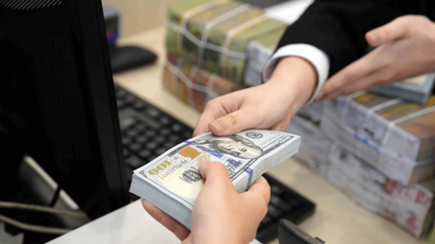 Kiều hối cuối năm tăng tốc: Dòng tiền bền bỉ và cuộc đua dịch vụ ngân hàng