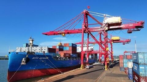 Tổng kim ngạch xuất nhập khẩu của Singapore với Việt Nam tăng 26,2% so với năm 2024