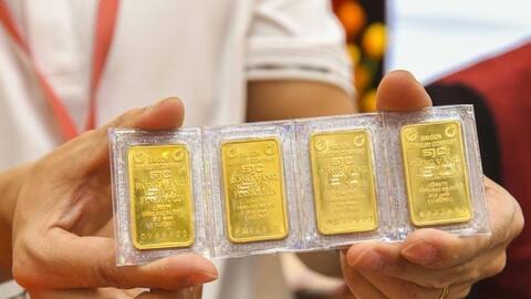 5 lý do lý giải giá vàng thế giới tăng vọt lên trên 5.000 USD/ounce