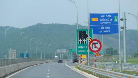 Chấp thuận mức thu phí sử dụng đường bộ trên 5 tuyến cao tốc