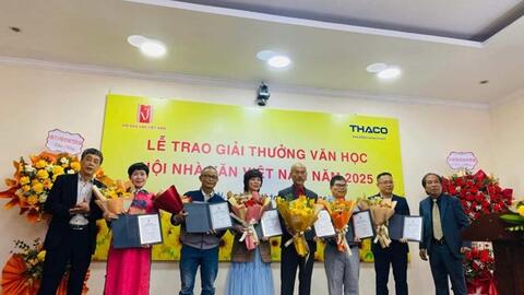 Giải thưởng văn học và nỗi lo thiếu sức lan tỏa