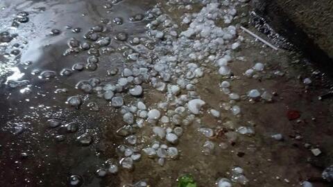 Mưa đá ở Hà Nội và nhiều nơi ở miền Bắc vào tháng 3 có bất thường không