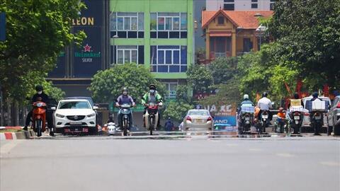 Miền Bắc nắng nóng gay gắt diện rộng hơn trong ngày mai 7.4