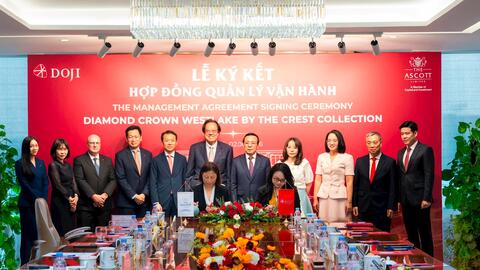 Tập đoàn DOJI tiên phong đưa thương hiệu The Crest Collection đến Việt Nam