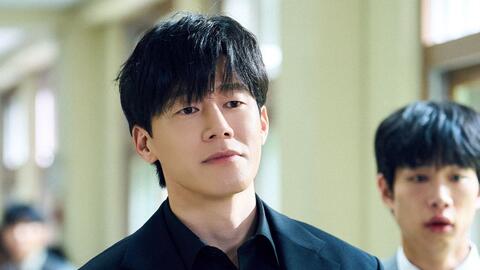 Kim Moo Yeol tìm được vai diễn để đời trong "Teach you a lesson"