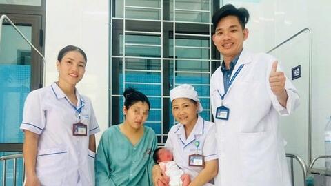 Sản phụ nguy kịch, y bác sĩ kích hoạt báo động đỏ trong đêm để cấp cứu