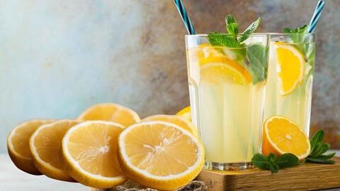 Uống nước điện giải vào buổi sáng tác động đến cơ thể thế nào?