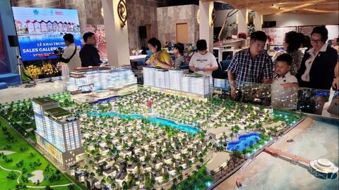 Bất động sản: Có hàng chưa vội bán, có tiền chưa vội mua