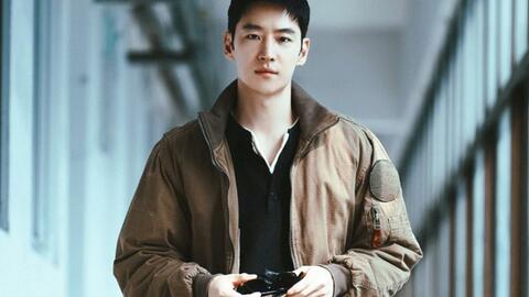 Tài tử "Taxi Driver" Lee Je Hoon liên tiếp gặp trở ngại với hai phim mới