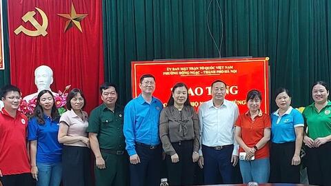Công đoàn phường Đông Ngạc phối hợp hỗ trợ xây, sửa nhà Đại đoàn kết