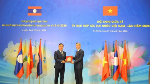 Việt Nam - Lào thúc đẩy dòng vốn, thương mại và kết nối hạ tầng