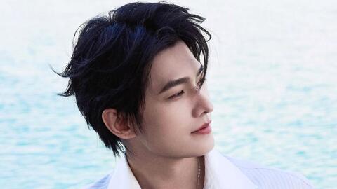 Dương Dương sống kín tiếng, vẫn lẻ bóng khi sắp bước sang tuổi 35