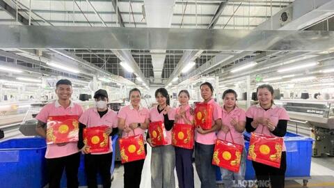 Công đoàn chăm lo Trung thu cho đoàn viên, người lao động ở B’Lao
