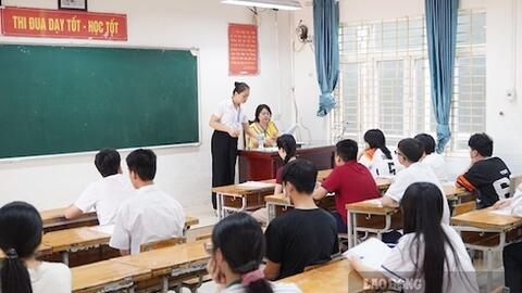 Hướng dẫn của Bộ GDĐT về cắt giảm các cuộc thi, hồ sơ, sổ sách, hội họp