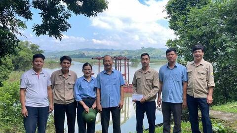 Công đoàn Công ty Sông Chu chi gần 40 triệu đồng chăm lo đoàn viên ứng trực trong mưa lũ
