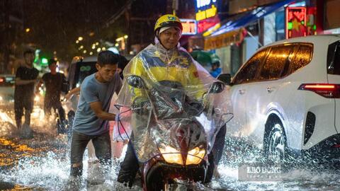 Cuối tuần, TPHCM và Nam Bộ đón đợt mưa lớn, có nơi vượt 100mm
