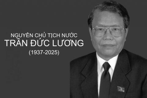 Nhà lãnh đạo giản dị, gần gũi với Nhân dân