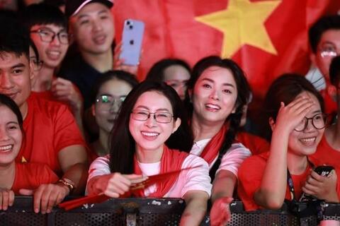4 món đồ cần chuẩn bị khi tham dự concert quốc gia