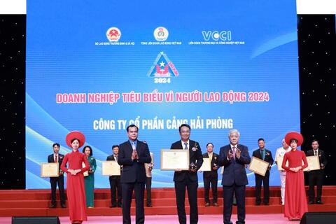 Tôn vinh trí tuệ của người lao động và trách nhiệm của người sử dụng lao động