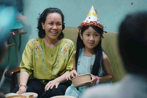 Phim Việt hạ nhiệt sau cơn sốt, Cục vàng của ngoại thiếu bứt phá