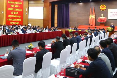 Doanh nghiệp vẫn phải vật vã xin giấy phép xuất khẩu lao động