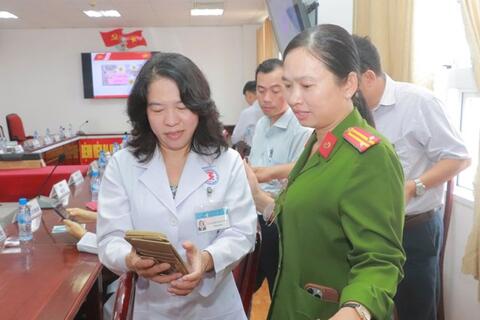 Hơn 94.000 lượt đóng góp ý kiến Văn kiện Đại hội XIV qua ứng dụng VNeID tại Cần Thơ