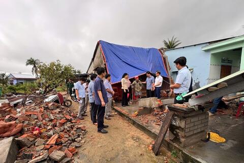 Bí thư Tỉnh ủy Đắk Lắk kiểm tra công tác khắc phục hậu quả sau bão