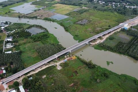 Hình ảnh cầu vượt sông Sài Gòn kết nối TPHCM với Tây Ninh vừa xây dựng xong