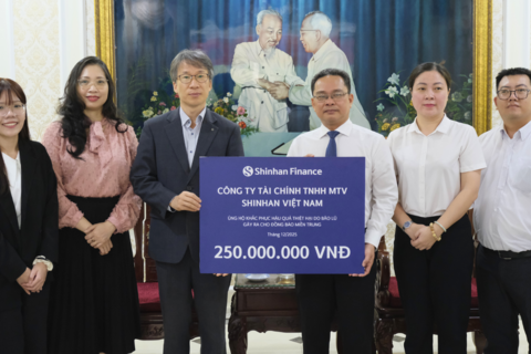 Shinhan Finance chung tay cùng cộng đồng khắc phục hậu quả sau bão