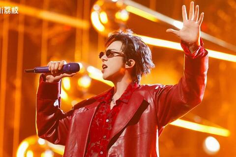 Lưu Diệc Phi, Angelababy làm gì khi hơn 700 ngày không đóng phim