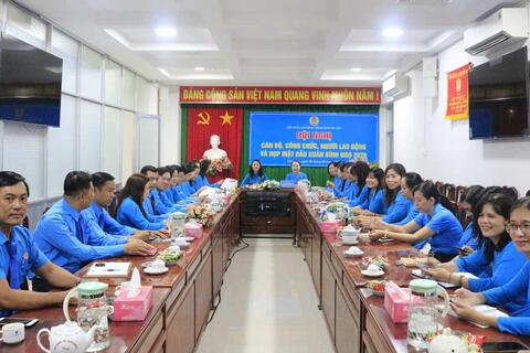 LĐLĐ TP Cần Thơ đẩy mạnh thi đua Lao động giỏi, lao động sáng tạo trong năm mới