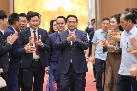 Thủ tướng yêu cầu bàn giải pháp để có các doanh nghiệp tầm cỡ khu vực, toàn cầu