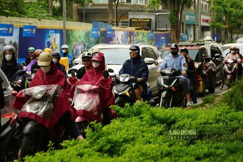 Dự báo các tỉnh thành mưa dông do không khí lạnh, có nơi mưa to trên 70mm