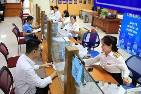 Thu ngân sách chậm lại, áp lực gia tăng