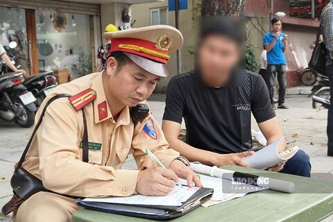 Hỗ trợ 5 triệu đồng/tháng với cảnh sát giao thông, Công an TP Hà Nội