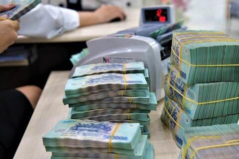 8 doanh nghiệp trả cổ tức, cao nhất 2.300 đồng/CP