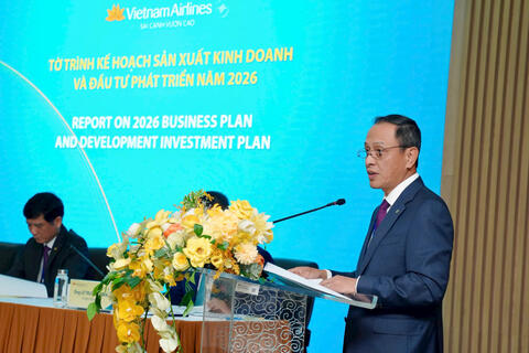 ĐHĐCĐ Vietnam Airlines: Mục tiêu doanh thu tăng trưởng 2 chữ số, lợi nhuận giảm do áp lực giá nhiên liệu
