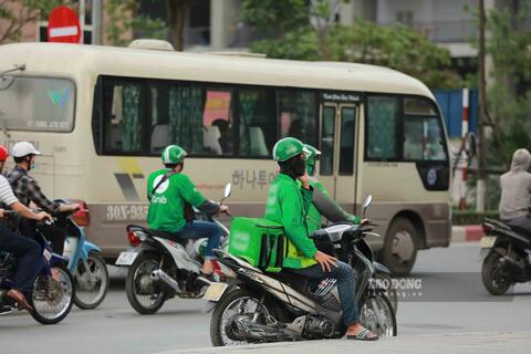 Lao động tự do xin làm công nhân