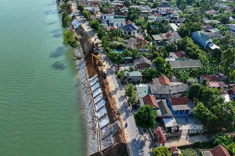 Gấp rút chống ngập và sạt lở trong mùa mưa bão