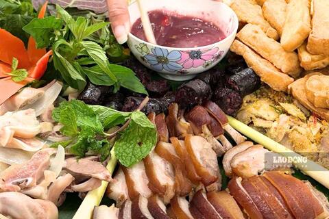 Bữa ăn nhiều purine và nguy cơ tăng axit uric, bùng phát gút cấp