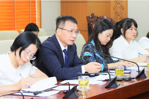UBCKNN và IFC thúc đẩy hợp tác phát triển thị trường vốn, các-bon